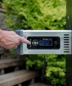 Masterbuilt Grills Gravity Series® 800 + Bulk Lump Charcoal Bundle