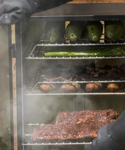 Masterbuilt Adventure Series 30-inch ThermoTemp Propane Smoker